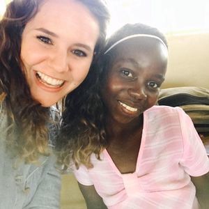 Meet your Posher, Elizabeth